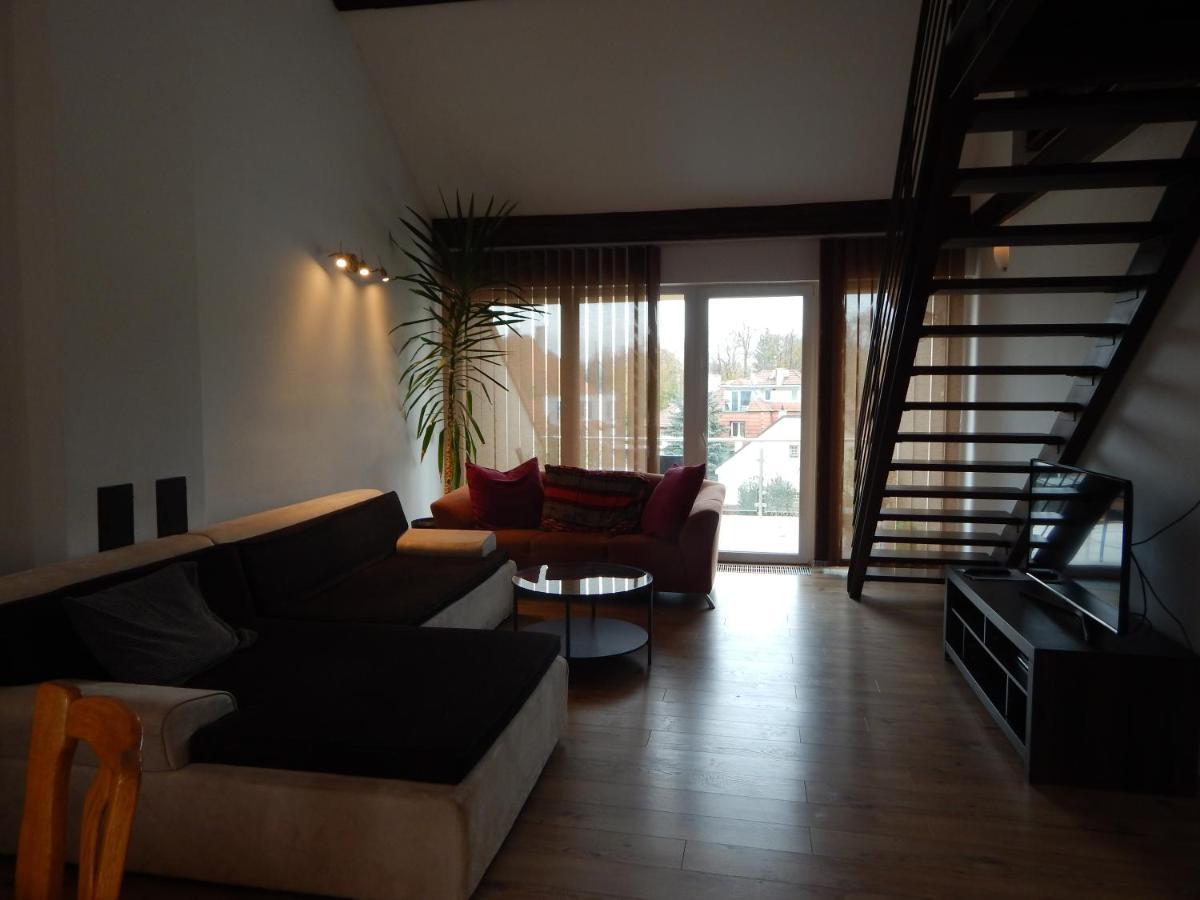 Attic Parkview Apartment Piestany Bagian luar foto