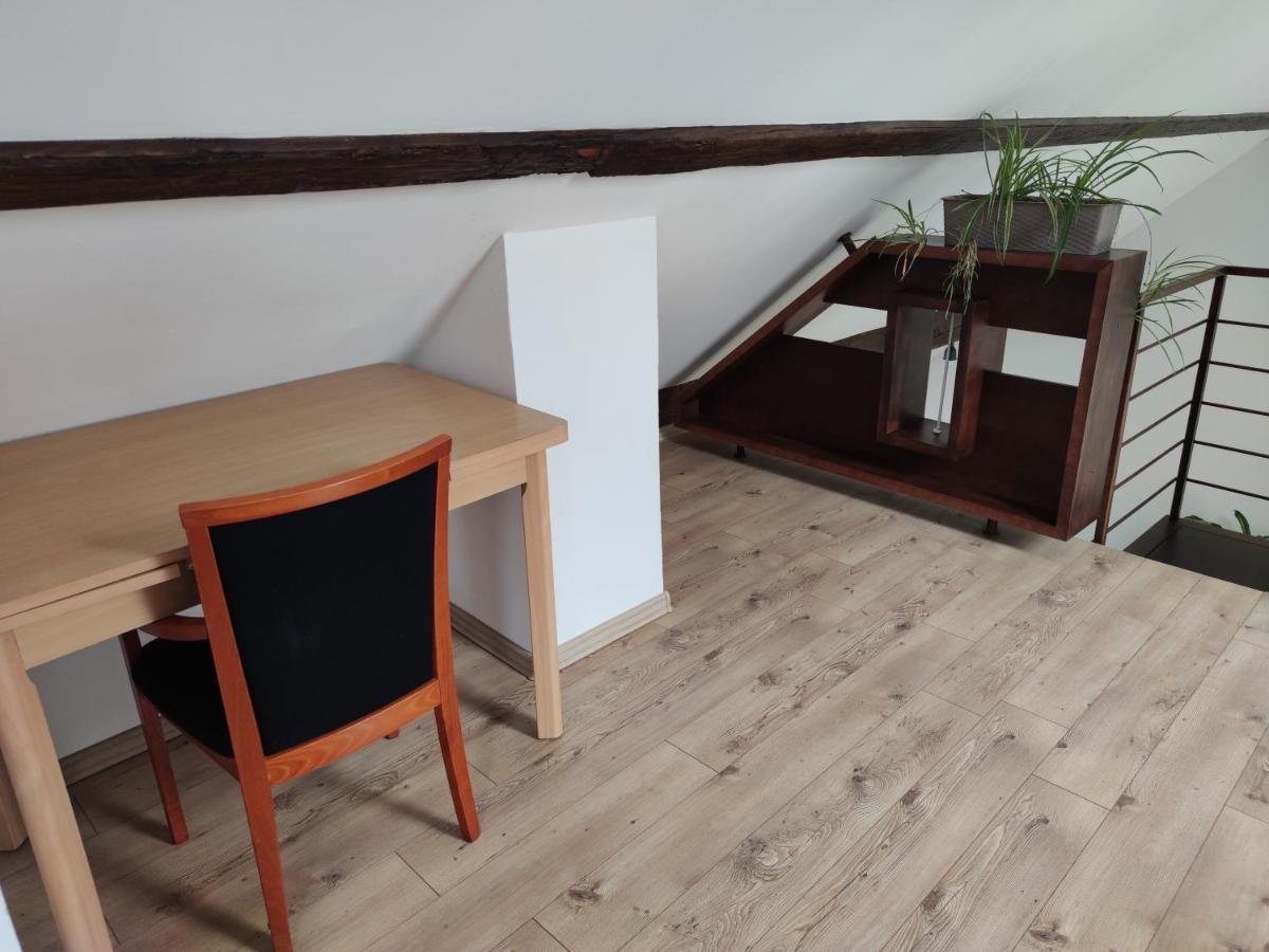 Attic Parkview Apartment Piestany Bagian luar foto