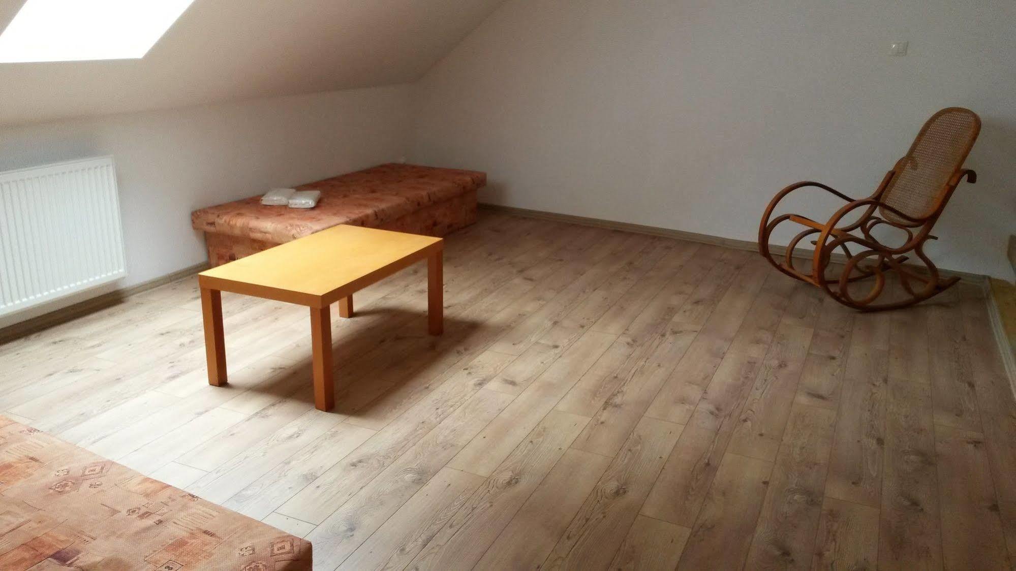 Attic Parkview Apartment Piestany Bagian luar foto